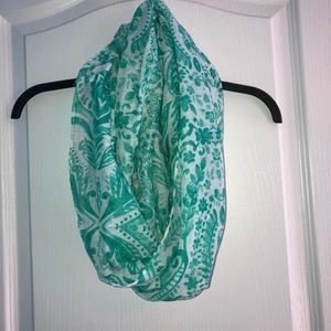 American Eagle Infinity Scarf